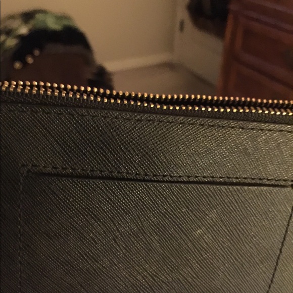 Kate Spade Wristlet, 8 1/2 in, wide 5 3/4 in. tall - Picture 4 of 4